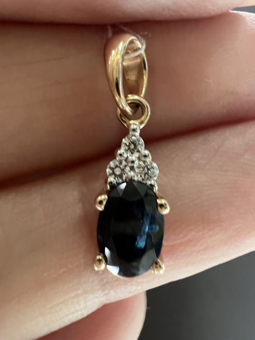 Золотой кулон с бриллиантами и сапфиром красное золото 585 проба