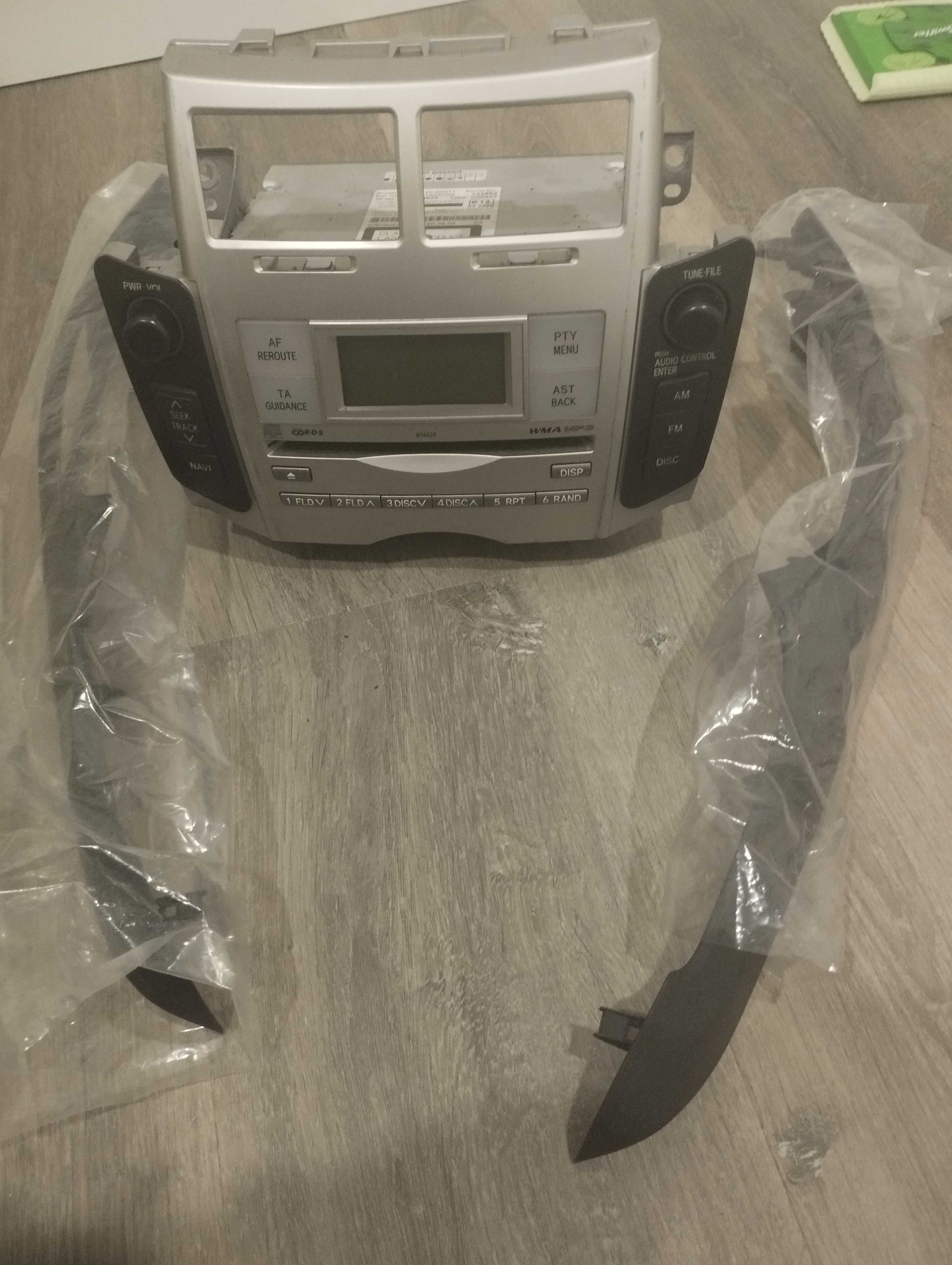 Radio original yaris 2008