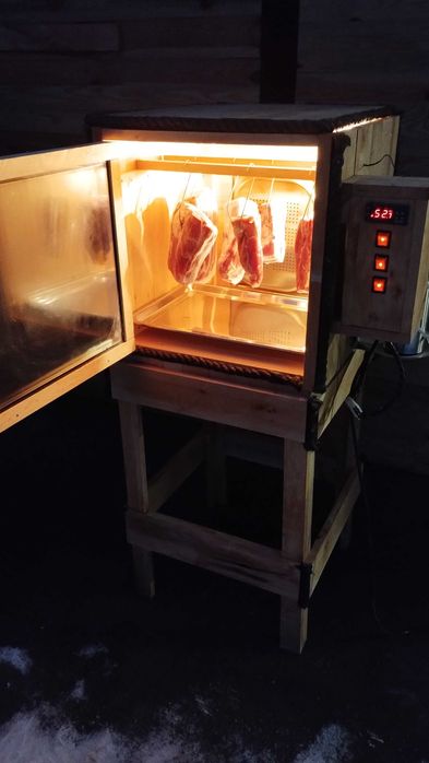 Drewniana wędzarnia elektryczna w wersji MINI