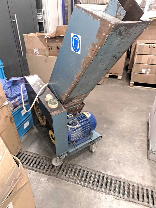 Młyn do tworzywa tworzyw sztucznych młynek HERKULES 3