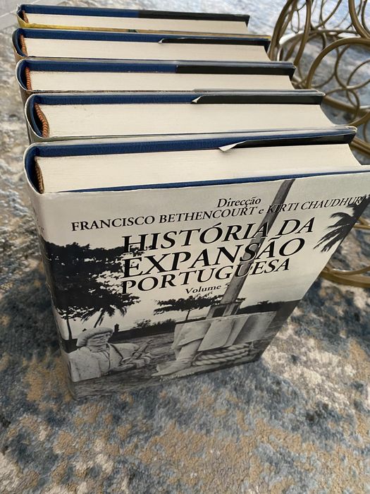 5 volumes “Historia da Expansão Portuguesa”
