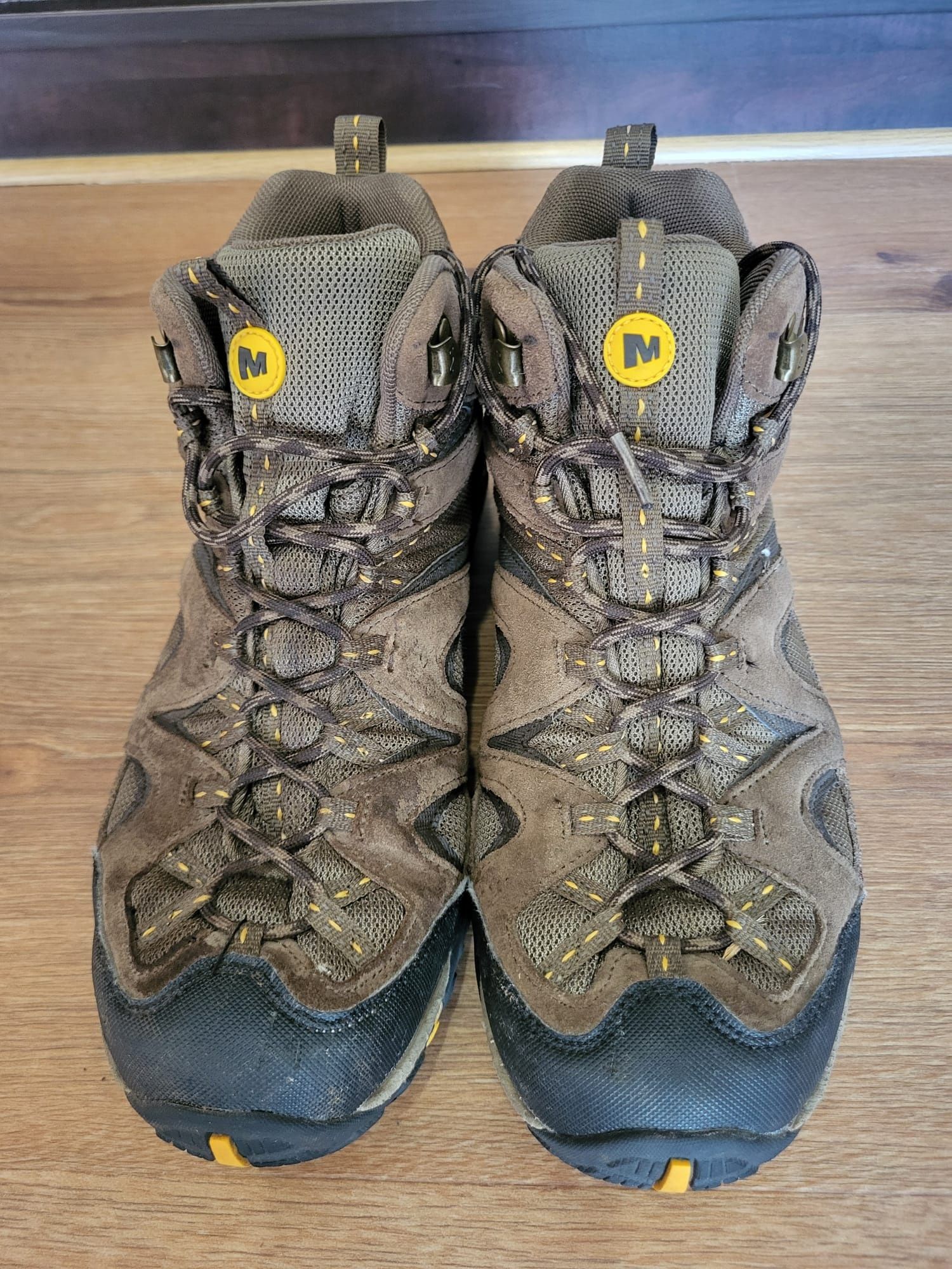 Botas Merrell castanhas