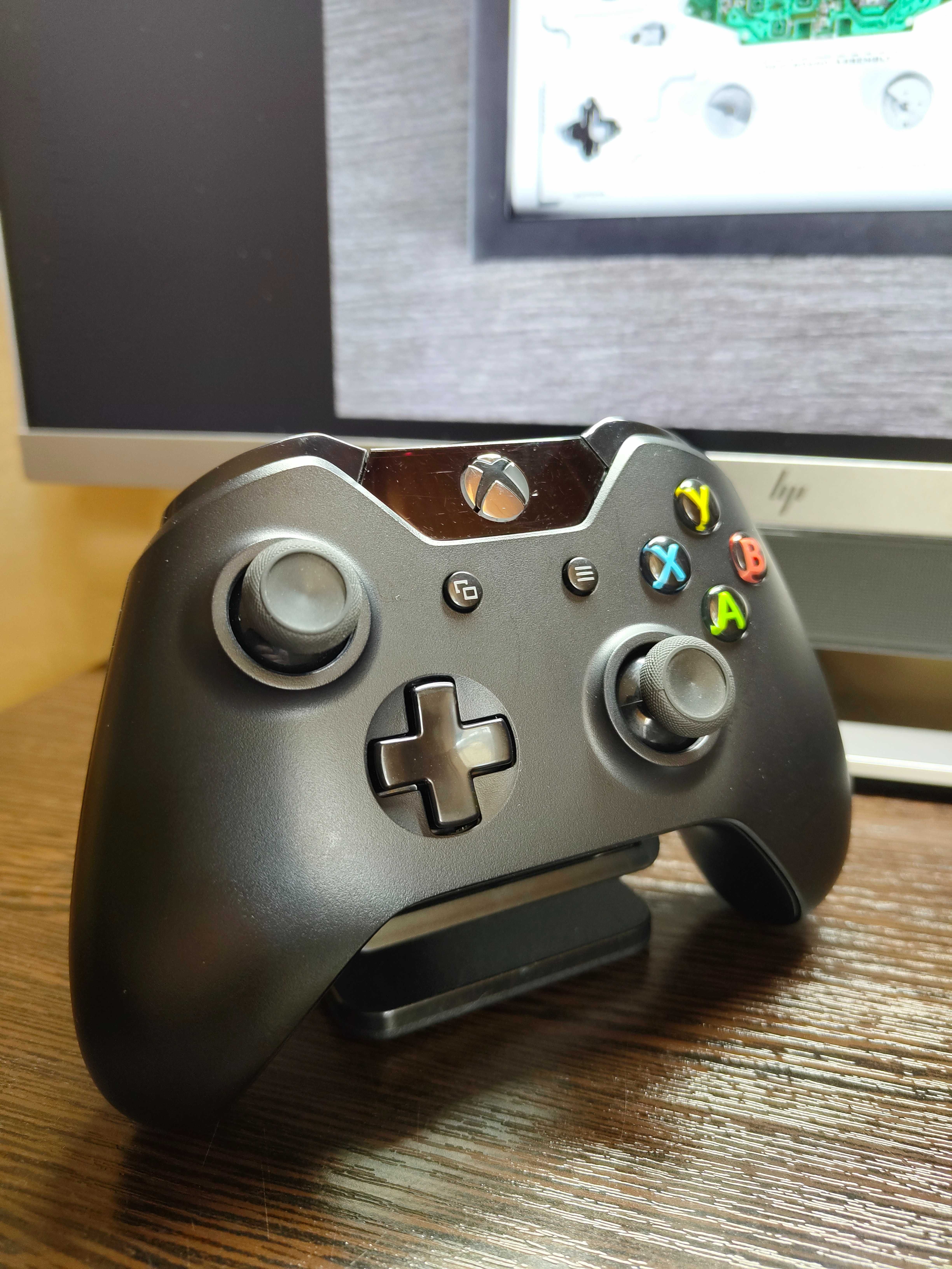 Геймпад Xbox One Controller