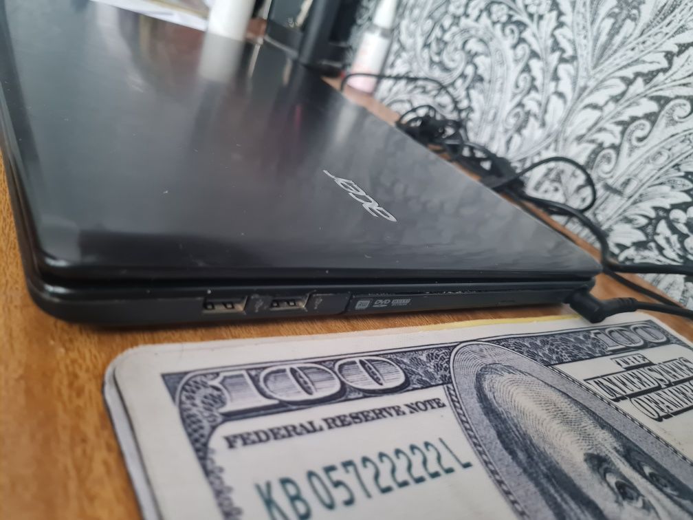 Acer Aspire E1-570G
