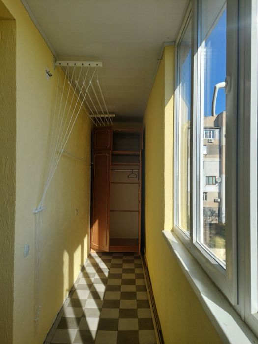 Сдается просторная уютная 2--ух комн. квартира на Парковой