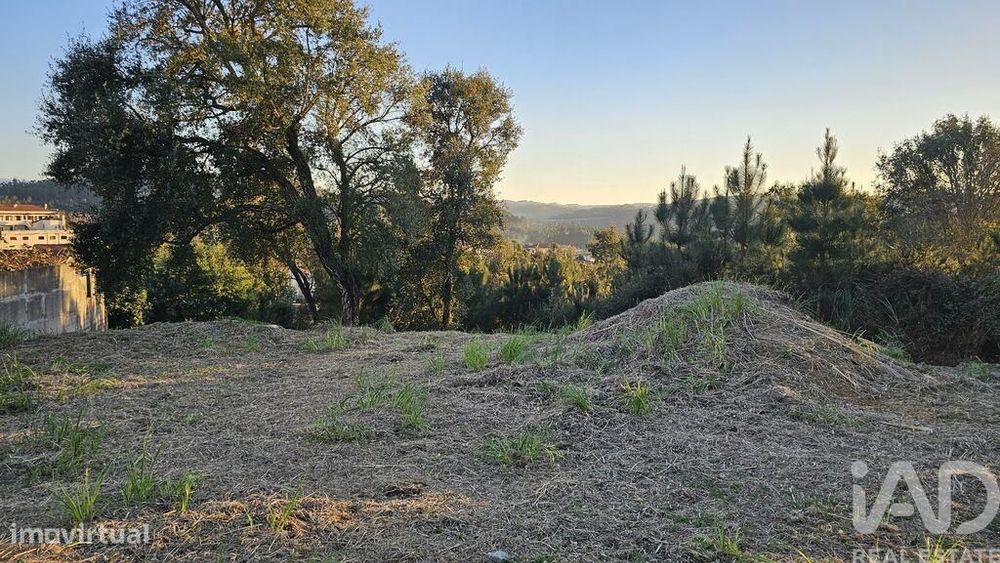 Terreno em Sandim, Olival, Lever e Crestuma de 420,00 m2