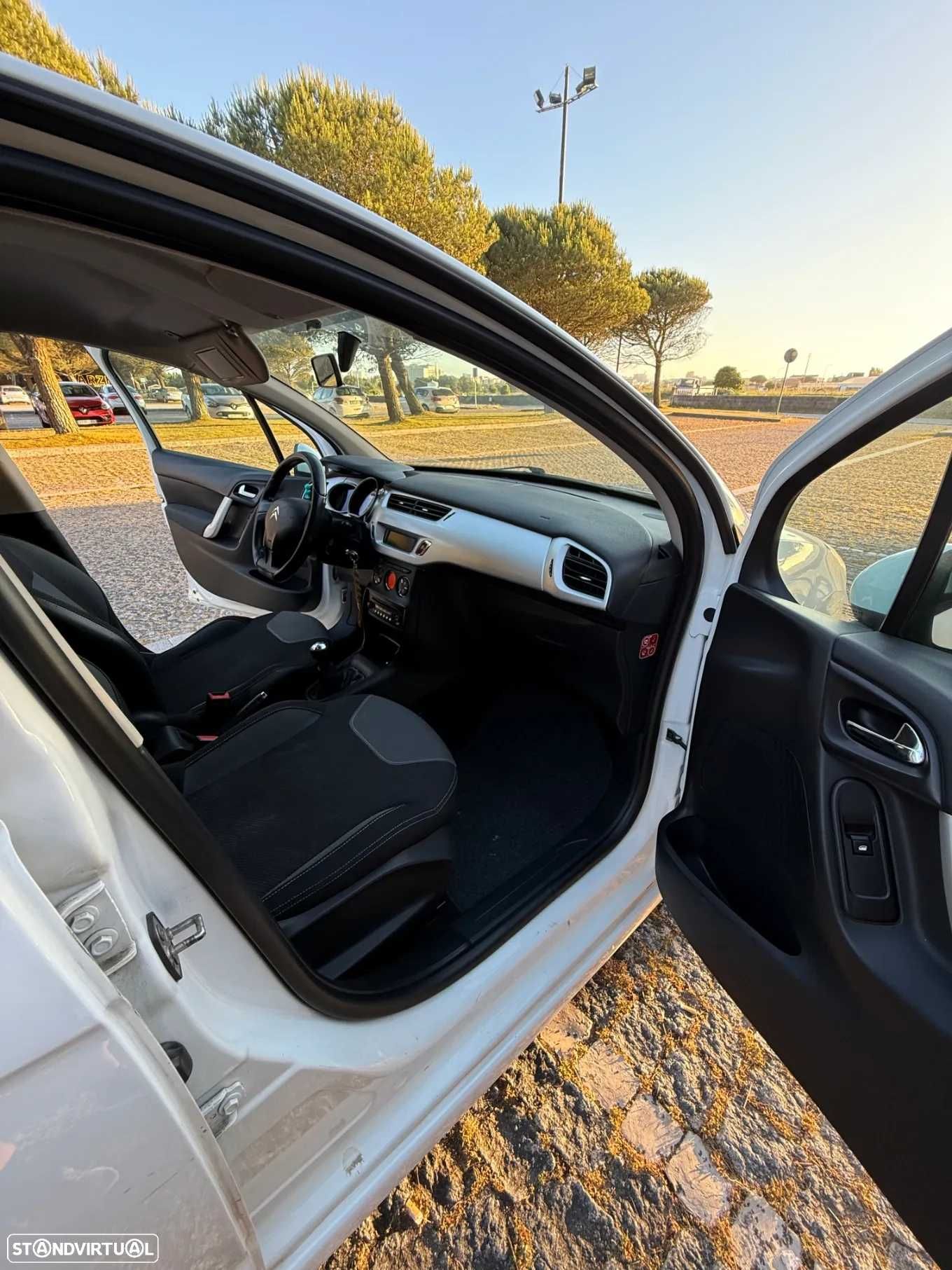 Citroën C3 1.4 HDi Airdream 5 portas 2 lugares