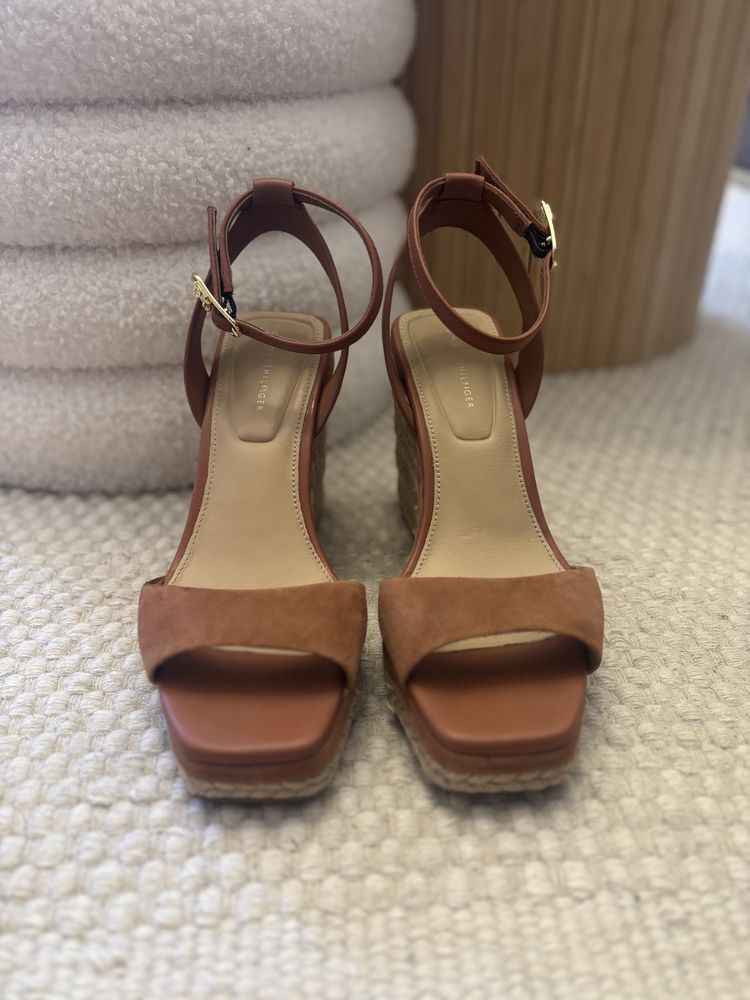 Sandaly koturny Tommy Hilfiger raz zalozone