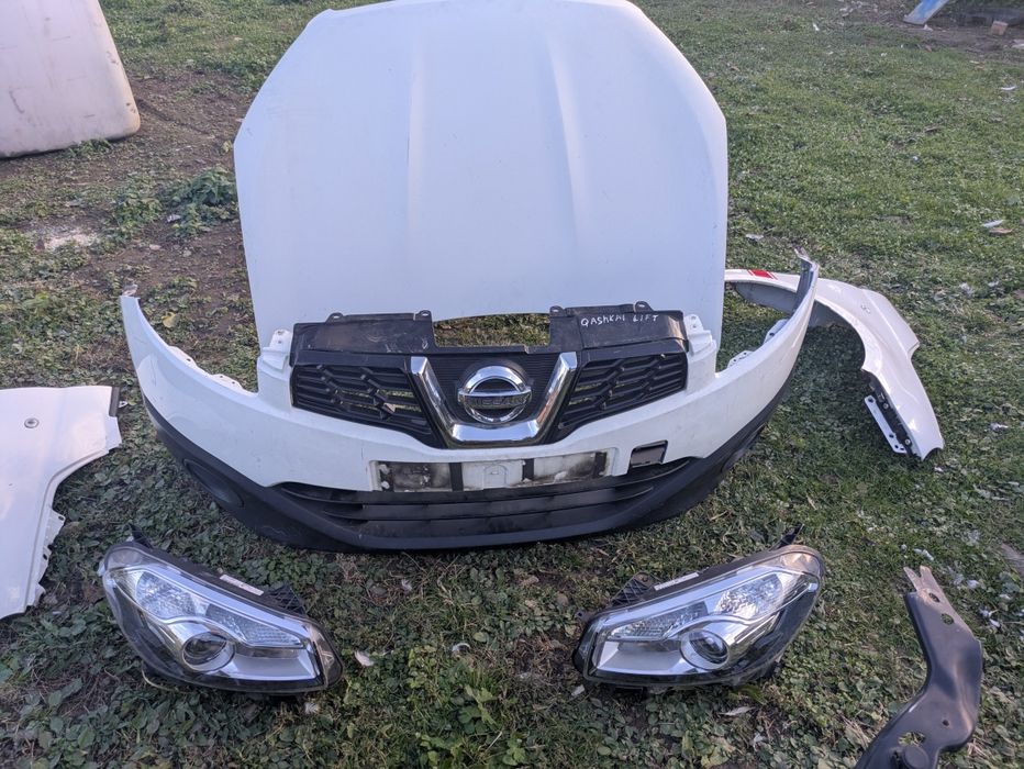 Установочна панель телевізор бампер фари крила nissan qashqai комплект