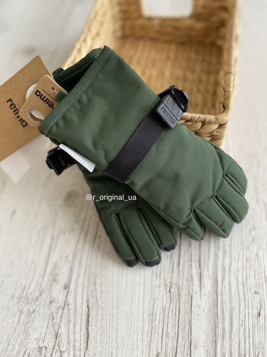 Рукавички Reima, дуже теплі, водонепроникні, до -20 С (на 3-5 років)