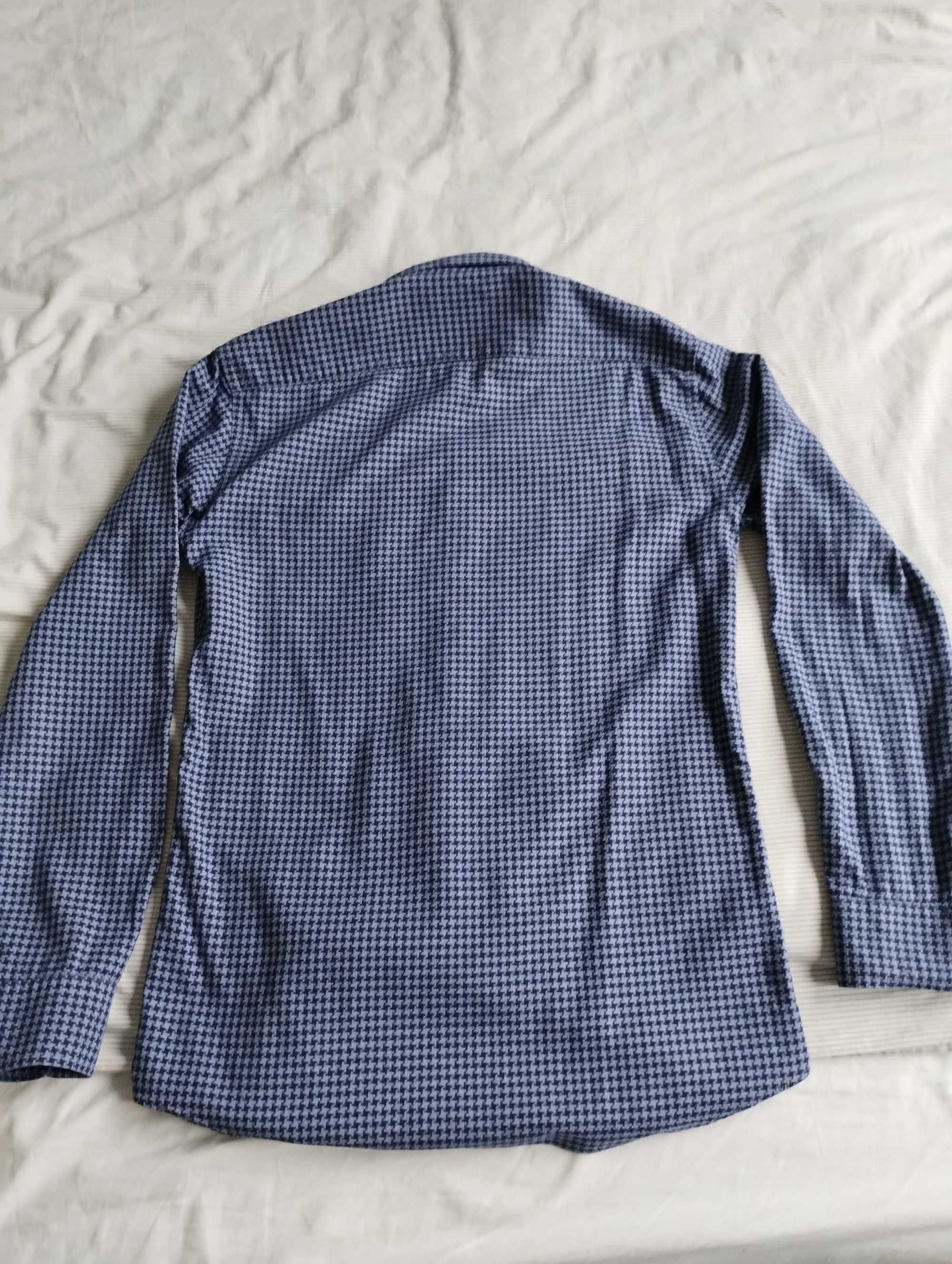 Koszula Vistula w kratę z kołnierzem kryte button-down szaro-granatowa