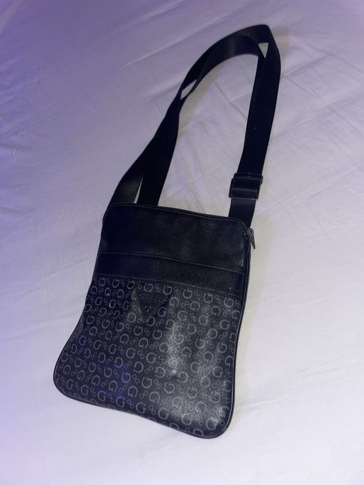 bolsa da guess preta