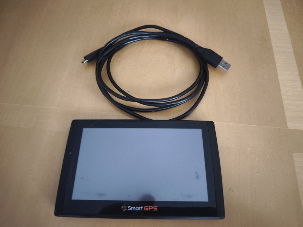 Przetwornica napięcia IPS600 max600W
Volt
IPS600DUO
POLSKA
POWER INVER
