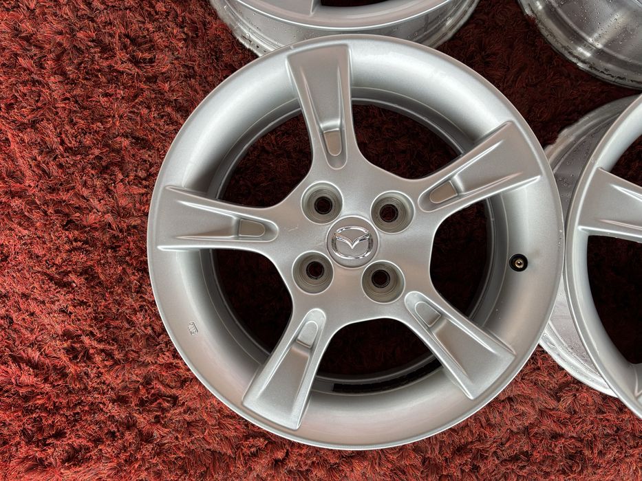 Original Mazda 2 323 Kia Hyundai R15 4x100