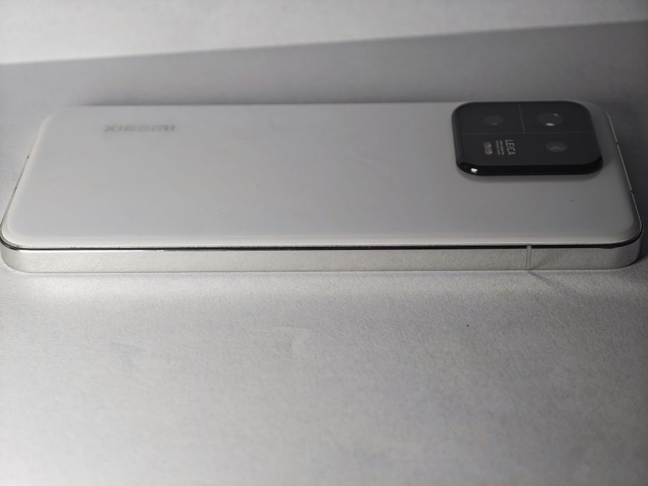 Xiaomi 13 8/256 CN