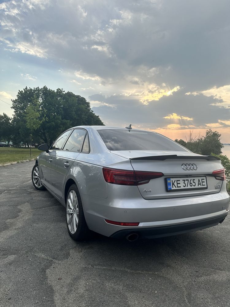 Audi A4 Quattro 2017 b9