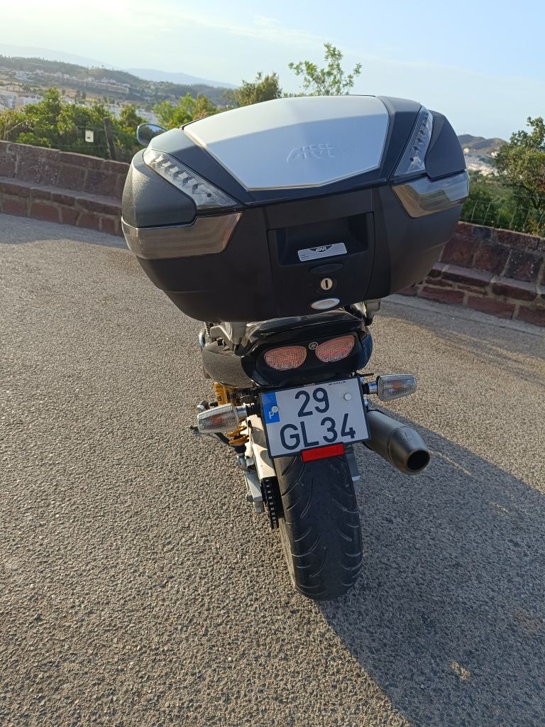 Yamaha xjr 1300 como nova