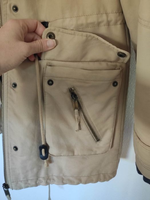 Casaco de inverno / parca com capuz