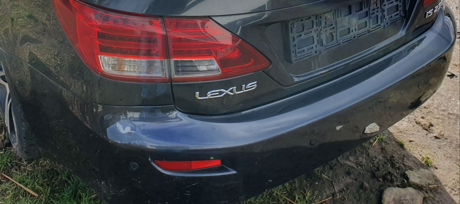 Lexus is250c is350c zderzak