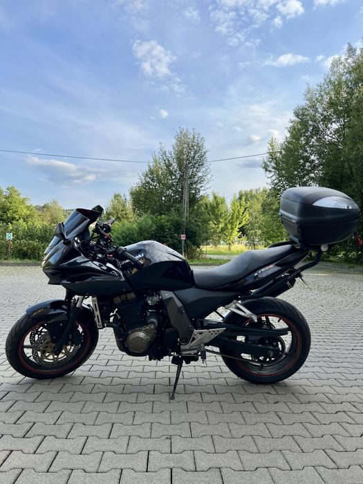 Kawasaki Z750S + Kufer Givi + wydech Takkoni