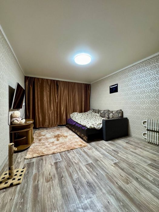 Продам 1-кімн. Лівий берег. Великогабаритна.