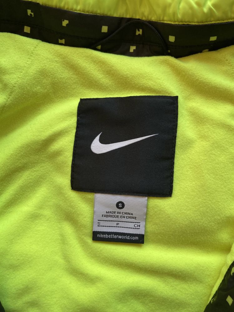 Пуховик Nike женский Куртка