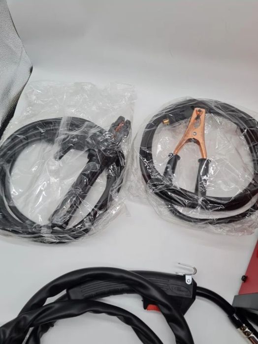Spawarka MIG wielofunkcyjna spawarka 4 w 1 przenośna 140Amp MIG140