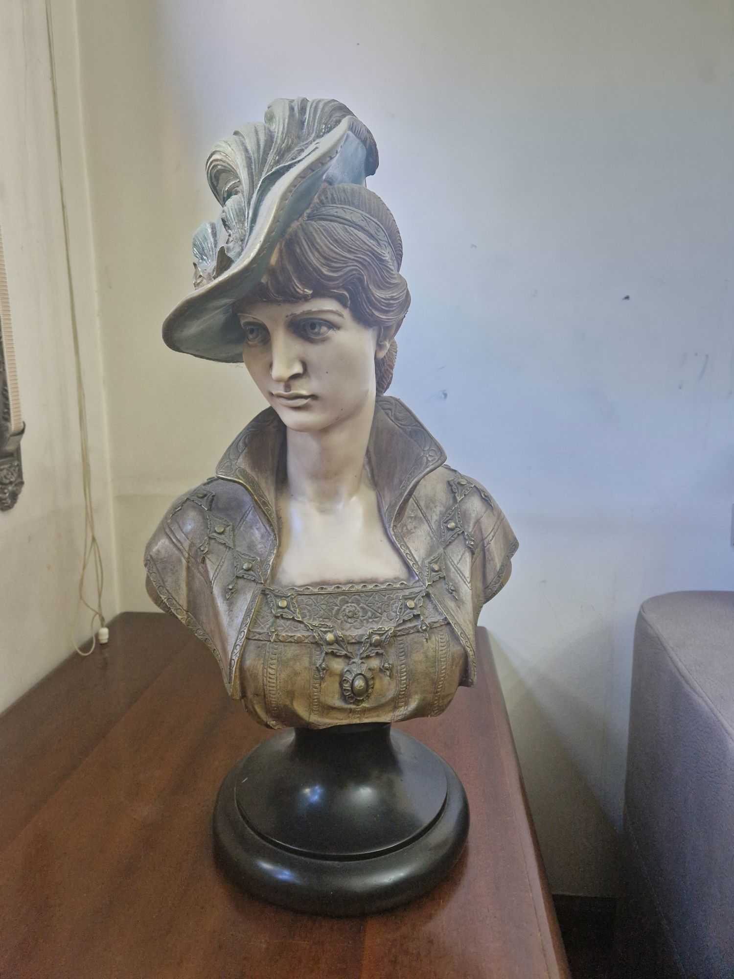 Estatuetas religiosas