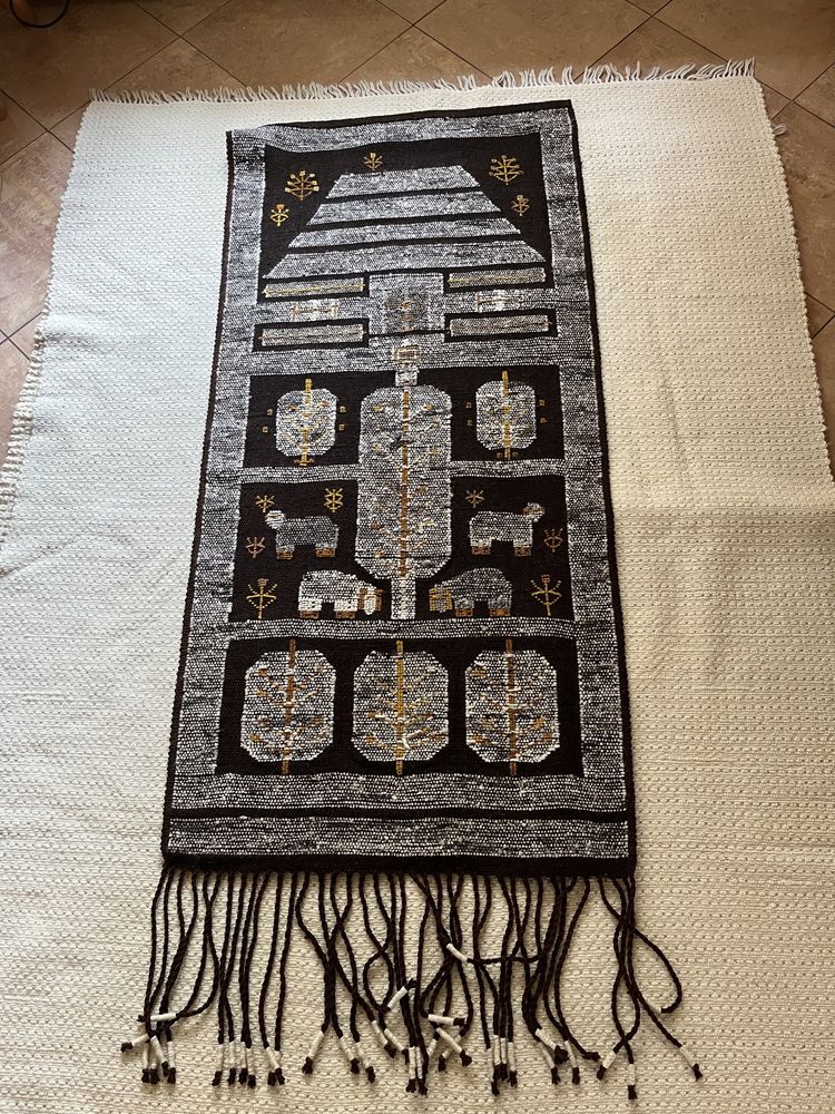 Ręcznie tkany wełniany kilim dywan górski owieczki hala ciemny brąz