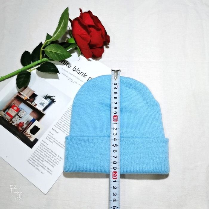 Шапки чоловічі, жіночі, дитячі. 20 кольорів. Осінь-зима-весна.