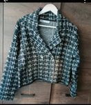 Sweter zapinany na guziki