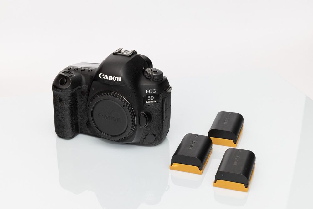 canon 5d mark IV - acessórios e caixa original