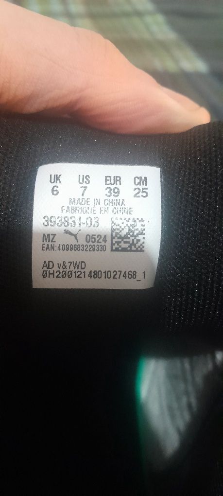 Sapatos puma com caixa