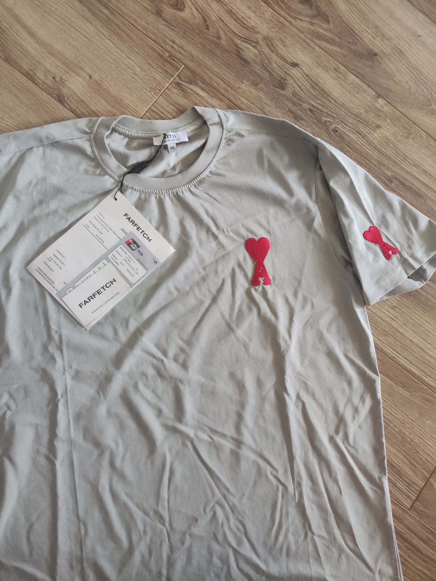 T shirt A M I nowy, metki i logowania