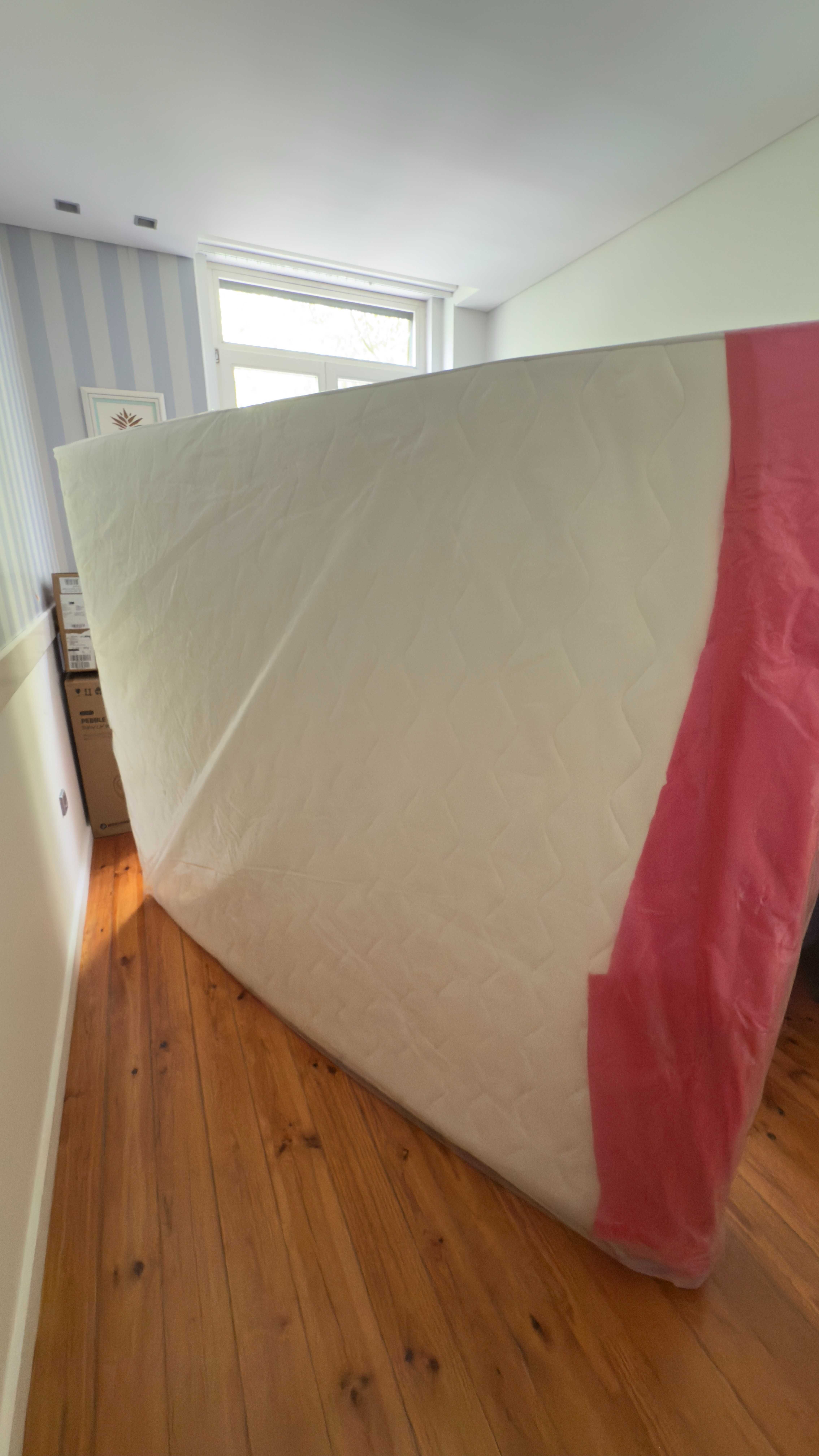 Colchão IKEA - 160x200cm