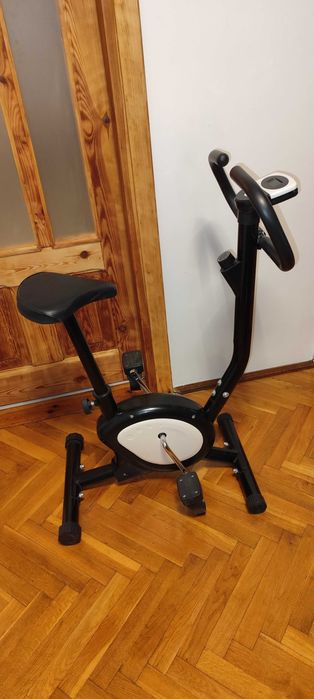 Rowerek stacjonarny do ćwiczeń