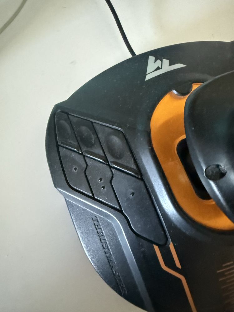 Joystick thrustmaster t.16000m
