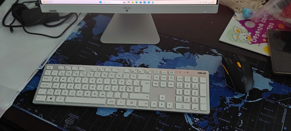 ASUS 22" All in One V222FA 10 geração, 12GB, 256GB