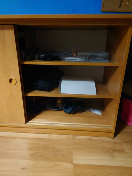 Oddam zestaw mebli biurko, szafki, półki i szuflady