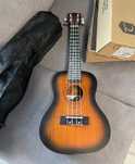 Ukulele Tiare  stan idealny