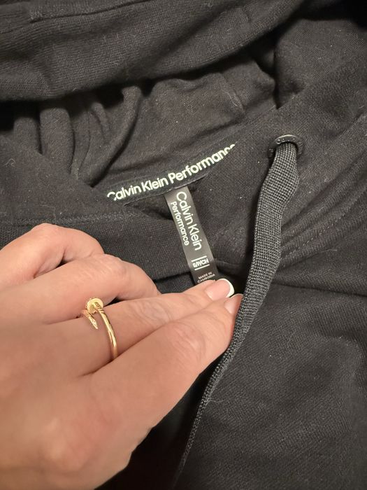 Спортивная кофта calvin klein на флисе