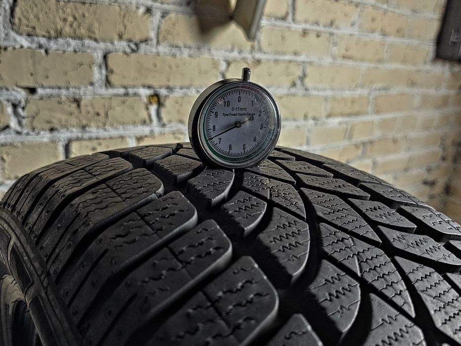 Зимові 235/55r18 Dunlop | 7.5mm | 2023 | Germany | Преміум шини/Ідеал