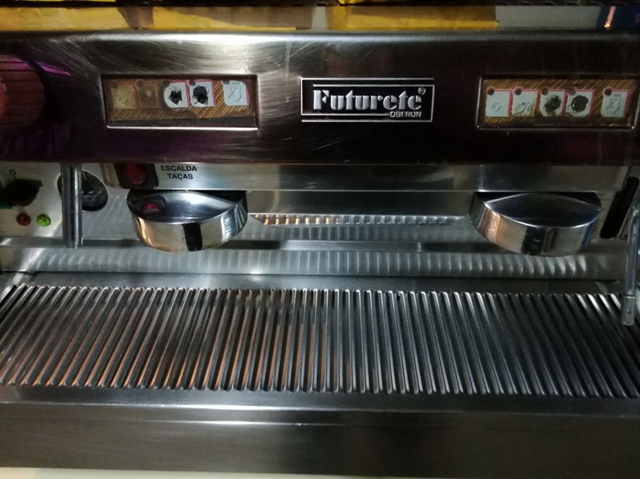 Máquina café, moinho e máquina de lavar