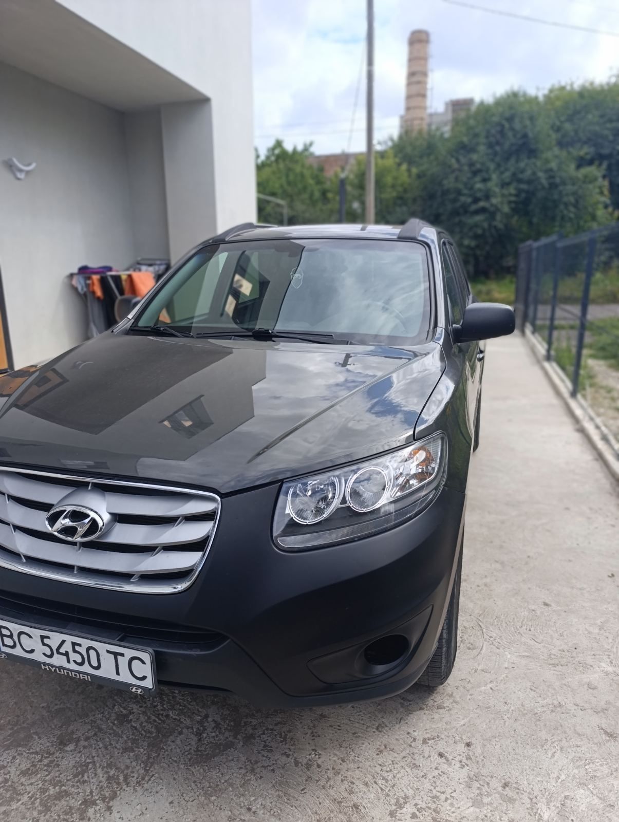 Продам hyundai santa fe 2012.