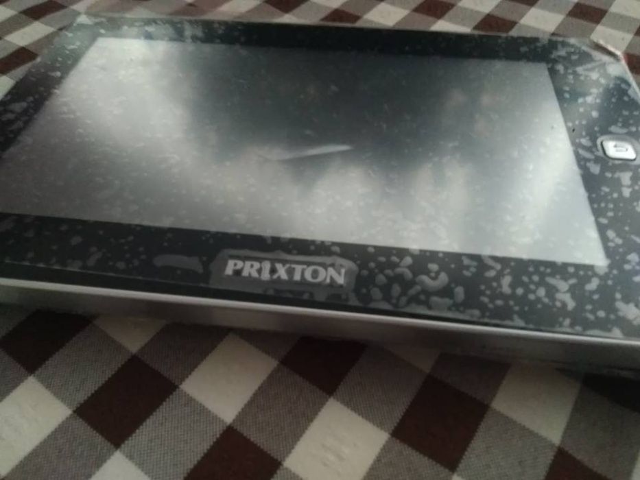 Vendo tablet Prixton T7001 Novo (ainda com o plástico)