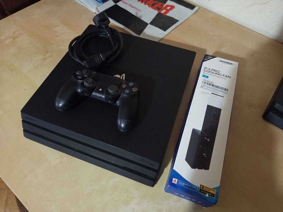 Playstation 4 Pro HDR 4K Disco 1TB Com Comando Original e 1 Cooler PS4