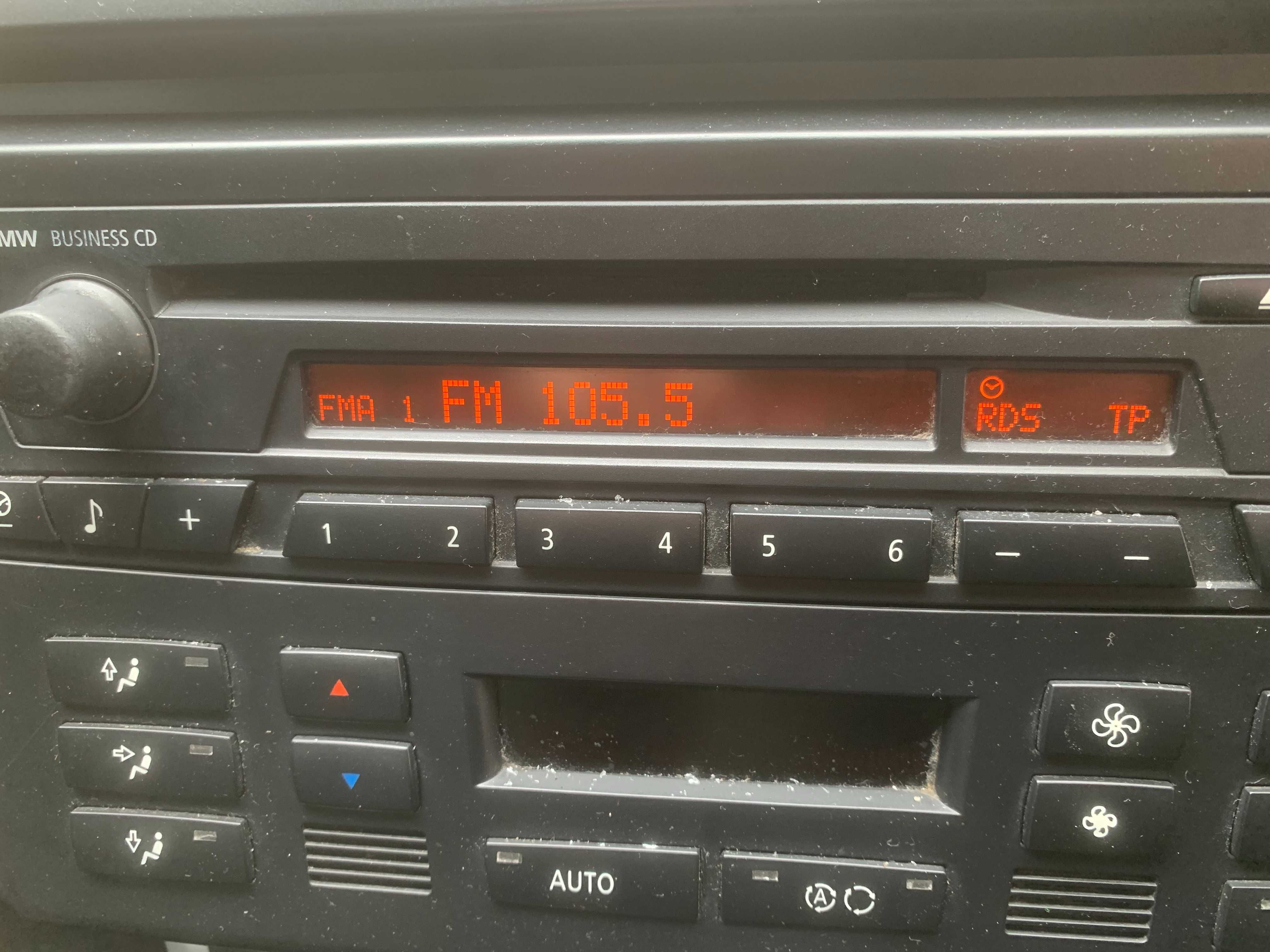 Bmw x3 e83 radio business cd 6.943.437