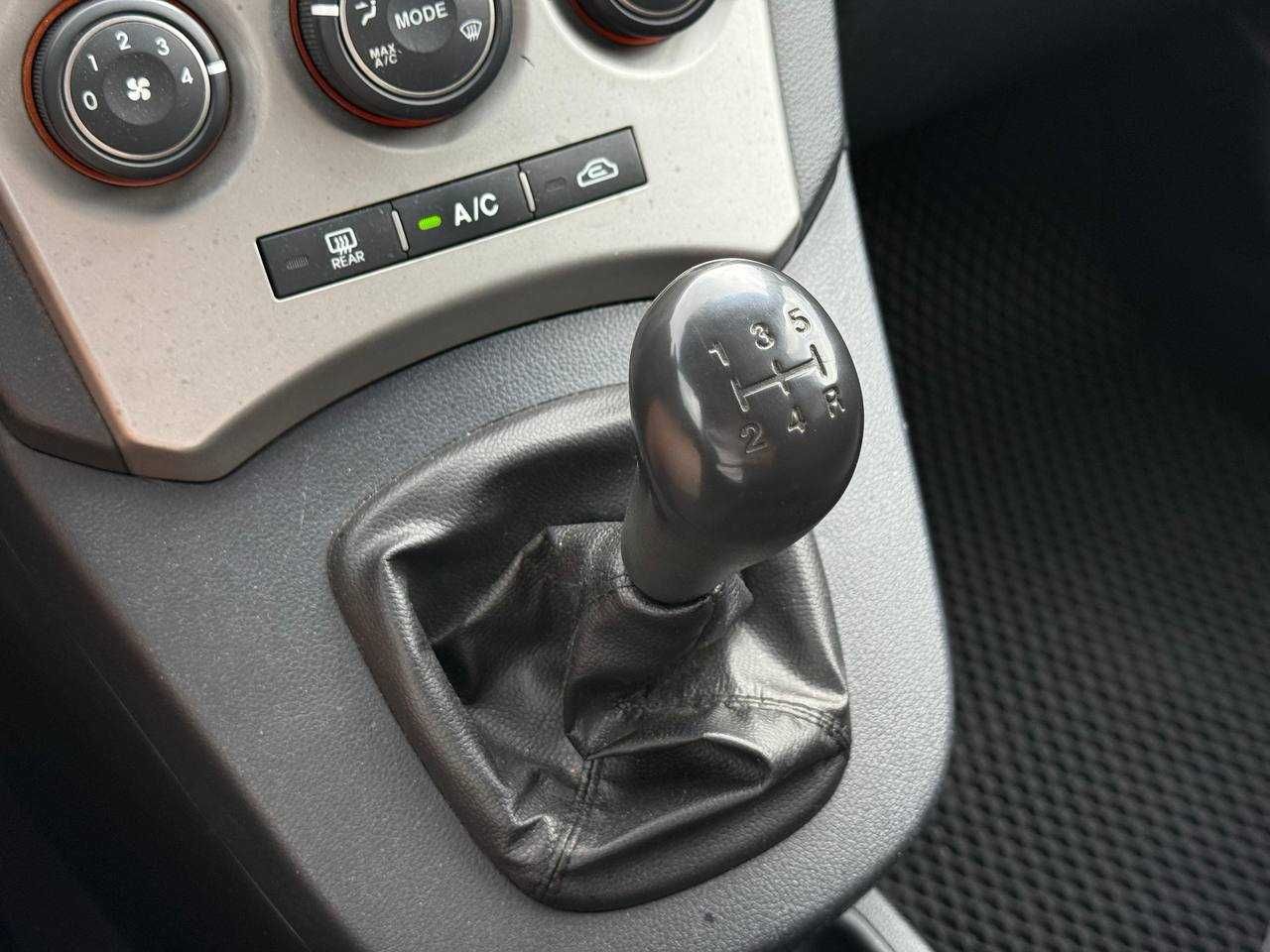 Avtoreal Kia Carens Бензин 2.0
