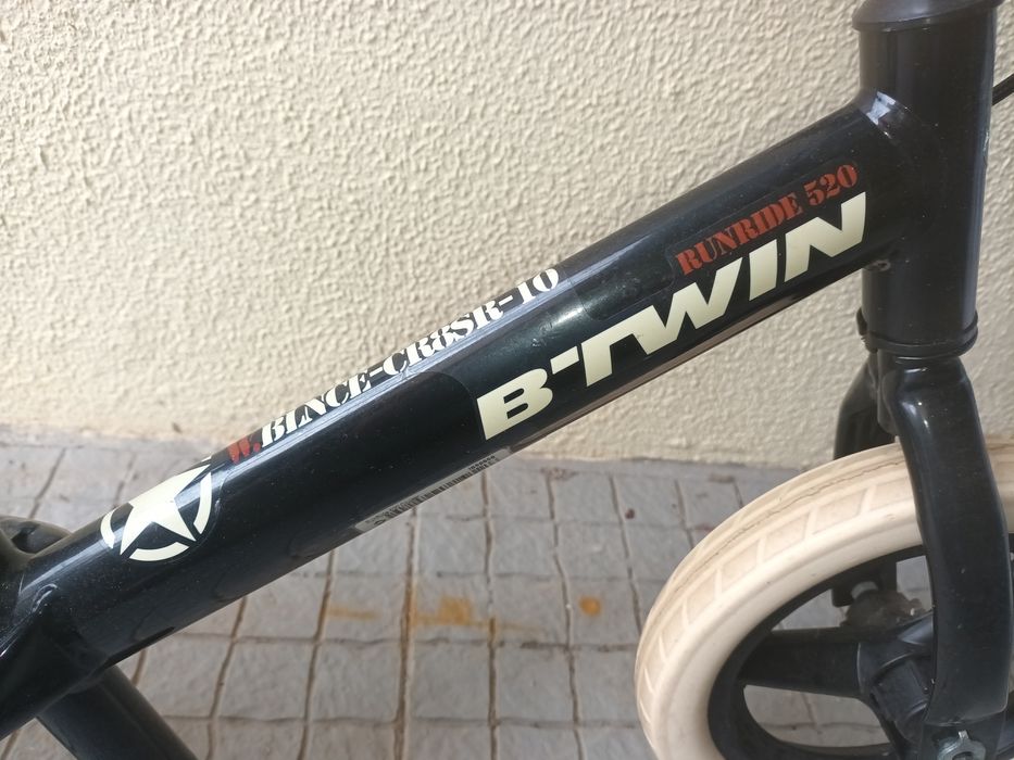 Bicicleta criança (semi-nova)