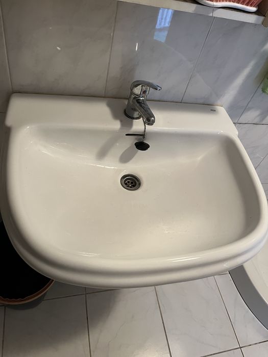Conjunto de louça de casa de banho